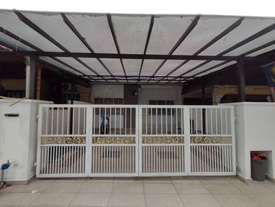 FACING PLAYGROUND! NICE UNIT! Taman Sri Serdang Single Storey
