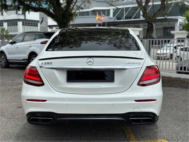 Mercedes Benz E250 AMG PREMIUM PLUS 2.0 (A)