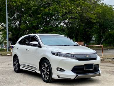 Toyota HARRIER 2.0 PREMIUM ADVANCE PACKAGE