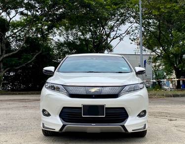 Toyota HARRIER 2.0 PREMIUM ADVANCE PACKAGE
