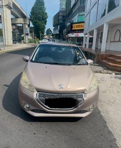 Peugeot 208 1.6 VTi ALLURE (A)