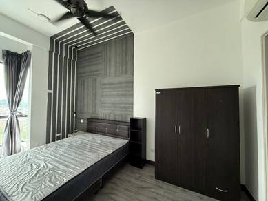 Master Room Dsands  – Near KTM Petaling, 4 Stops to KL Sentral