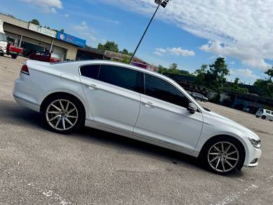 B8 Volkswagen PASSAT 1.8 TSI COMFORTLINE PLUS