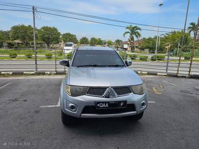 Mitsubishi TRITON 2.5 FACELIFT (A)
