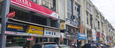 FOR SALE: Rare Shoplot Facing Mainroad Batu Caves  - Ready Tenant
