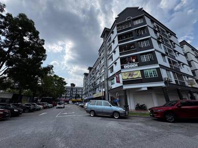 Hata Square Apartment