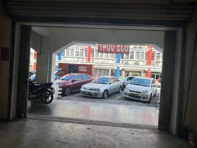 Ground Floor Shop @ Near Giant / TF Value Mart Bt. Caves
