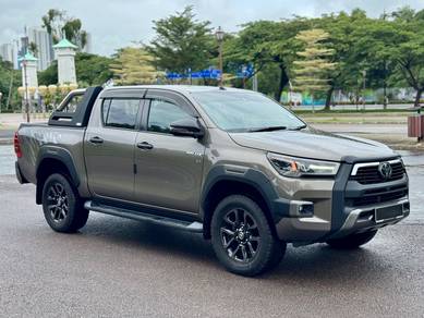 HILUX 2.8 ROGUE (A)（Super Good Condition‼️）