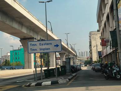 2 Storey TAMAN EASTERN Jalan Ipoh, Actual, Freehold, Near MRT / KTM