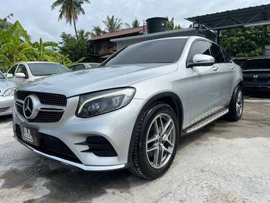 Mercedes Benz GLC250 4MATIC COUPE AMG LINE