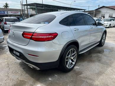 Mercedes Benz GLC250 4MATIC COUPE AMG LINE