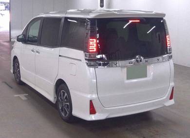 OFF % Toyota Voxy ZS 2.0 Kirameki III Grade 4.5
