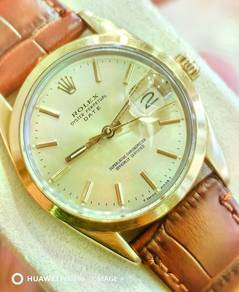 Pre Own Rolex Date Ref 15505 Yellow Gold Shell Gol