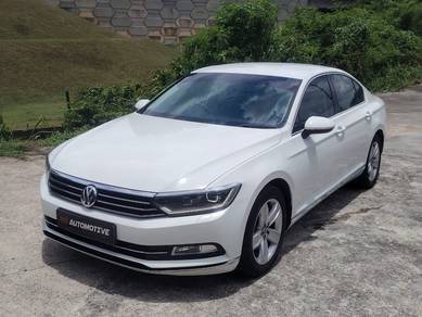 Volkswagen PASSAT 1.8 TSI TRENDLINE PLUS (A)