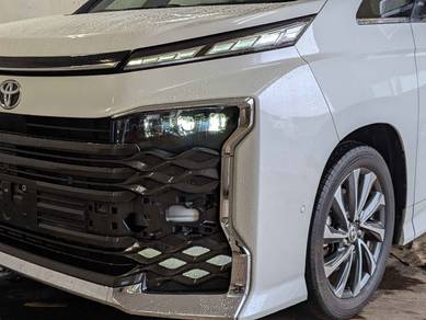 Toyota VOXY 2.0 S-Z (A)
