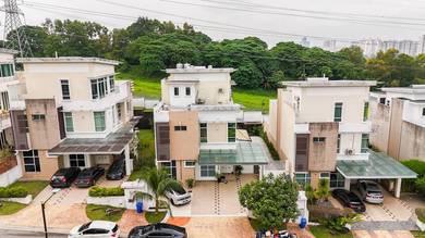 2.5 Storey Zero Lot Bungalow Saujana Glenmarie