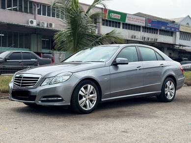 Mercedes Benz E250 AVANTGARDE MIL 40K KM ONLY