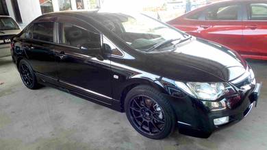 Honda CIVIC 1.8 i-VTEC (A)