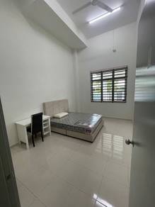 Sewa Bilik Master Bedroom Lelaki Sungai Udang