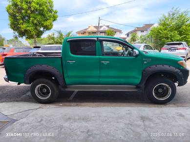 Toyota HILUX 2.5 G DUAL CAB (M)