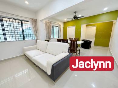 Taman Pekaka Apartment Near USM ~ Penthouse ~ Fully Furnished