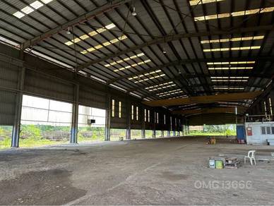 Meru Klang Factory warehouse 45000sqft 800amps Overhead Crane for Rent