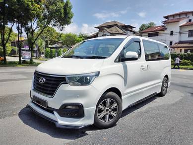 Hyundai GRAND STAREX 2.5 (A) P.DOOR - 3 YRS WARRAN