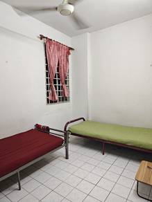 PangsapuriBaiduri-Bilik untuk disewa(middle room)(non sharing/sharing)