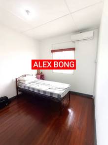 DOUBLE STOREY INTERMEDIATE TERRACE HOUSE FOR RENT At KENYALANG PARK