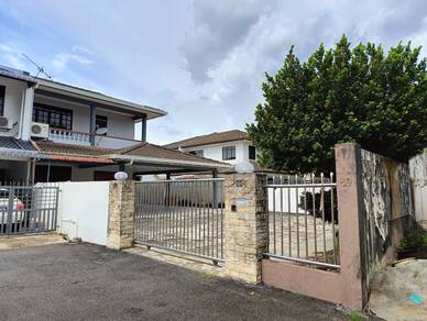 10.8 pts End Lot Double Storey Corner at Kempas 101