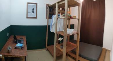 Single Room for Ladies Double Terrace House, Tmn Kingfisher 3, Ujana