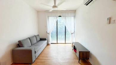 ( Nice Unit ) The tree Residence Partly Furnish For Rent