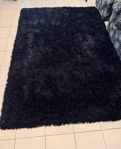Big fluffy heavy carpet 253x180cm (Good condition)