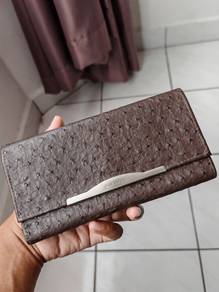 Long Wallet Kulit ostrich 