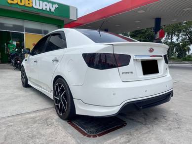 Naza Kia Forte 1.6 SX (A) 6Speed Paddel Shift