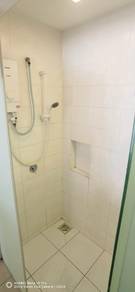 Trefoil setia alam studio unit for rent next to setia city mall