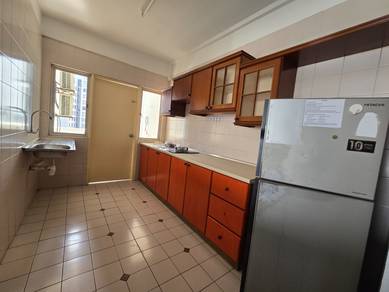 JASMINE TOWER, SS2. Partial furnish 3 bedroom 2bathroom. Petaling jaya