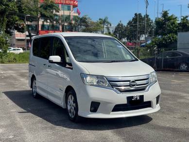 Nissan SERENA 2.0 S-HYBRID 