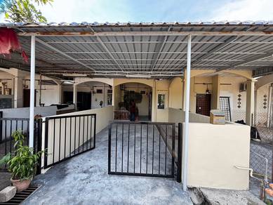 Townhouse Bukit Beruang Murah