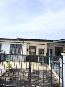 Single Storey House For Rent @ Bukit Kristal, Seremban