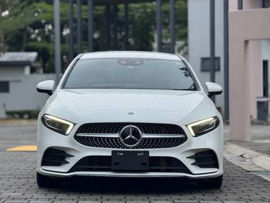 Mercedes Benz A250 2.0 AMG 4-MATIC SEDAN