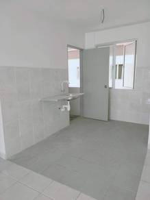 New Apartment ( Lift ) ( 3 room 2 bath ) Puchong , 0 Down Payment