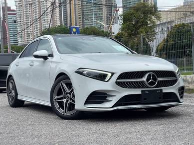 Mercedes Benz A250 2.0 SEDAN 4MATIC AMG LINE
