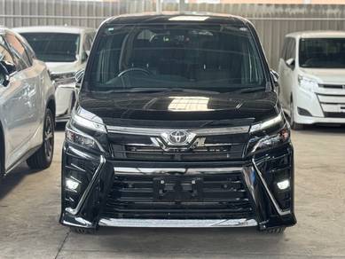 Toyota VOXY 2.0 ZS KIRAMEKI 2