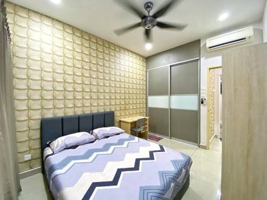 Master room for rent- OUG Parklane