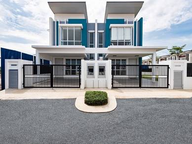 Hilltop Semi D Salak Tinggi | 45x85 5R5B | 2 Storey House Freehold