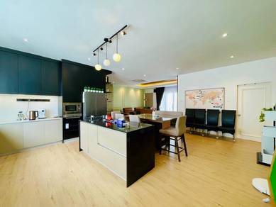 Luxurious Condominium @ d’Ryx Residences, Sunny Hill, Kuching.