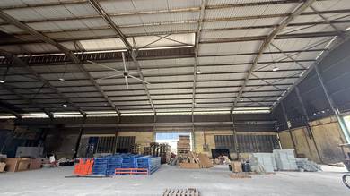 Single storey warehouse @ Balakong Seri Kembangan For Rent