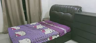 Oug parklane Room for rent