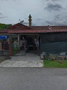Untuk dijual segera rumah tepi sekolah